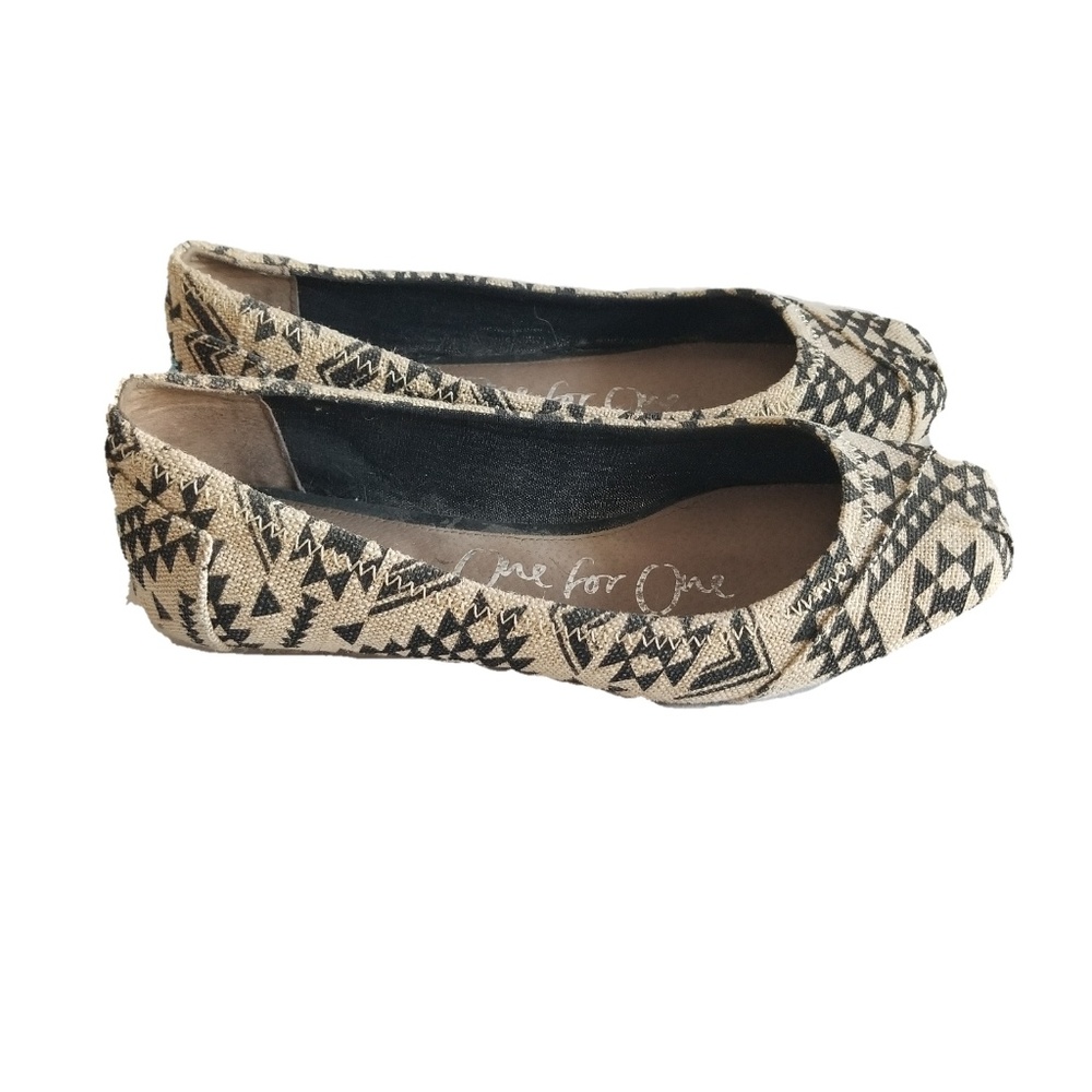 Tom's Burlap Geometric Print Women's Size 6 Shoes - Picture 2 of 4